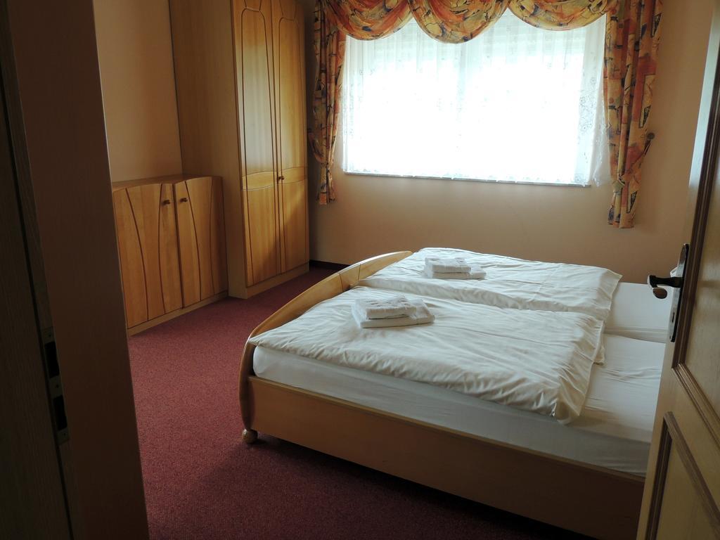 Gaestehaus Am Hirtenberg Breitenbrunn/Erzgeb. Extérieur photo